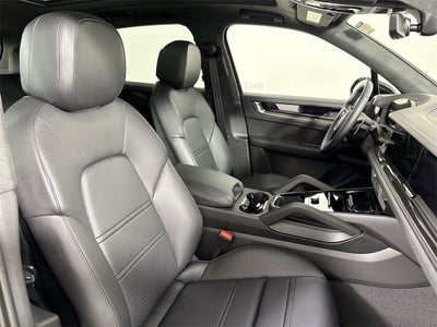 2026 Porsche Cayenne GTS