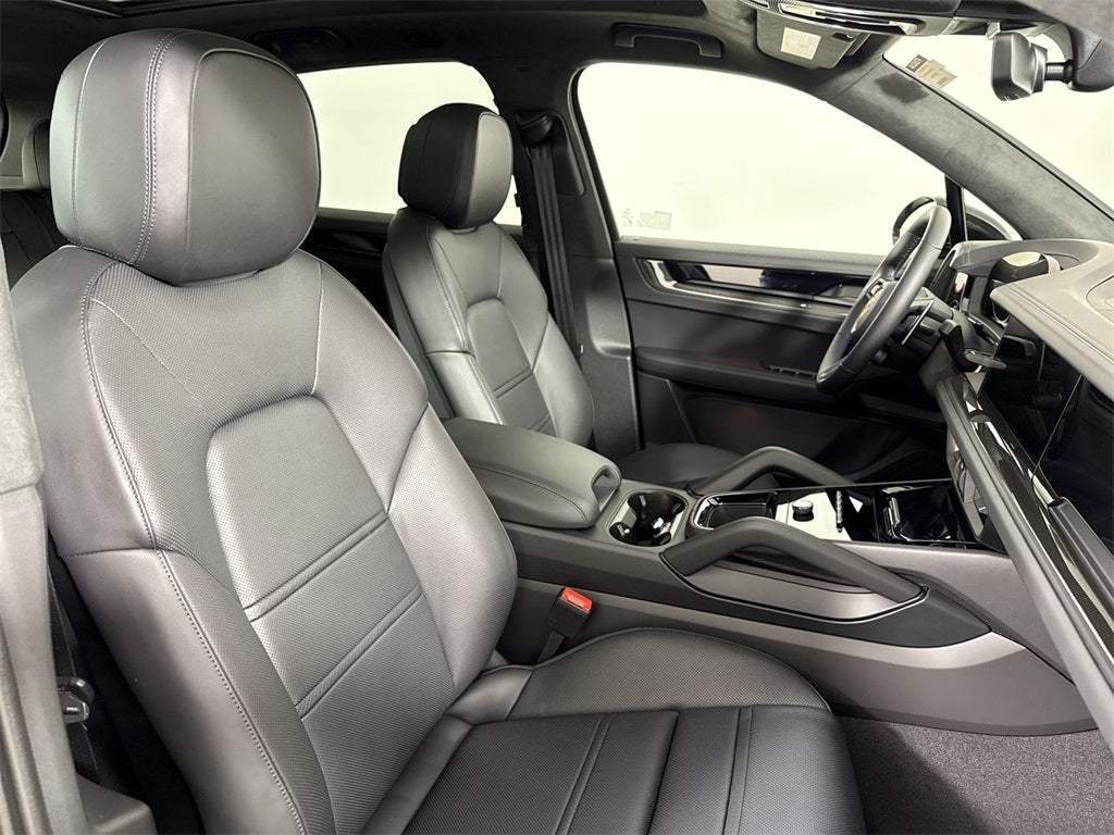 2026 Porsche Cayenne GTS