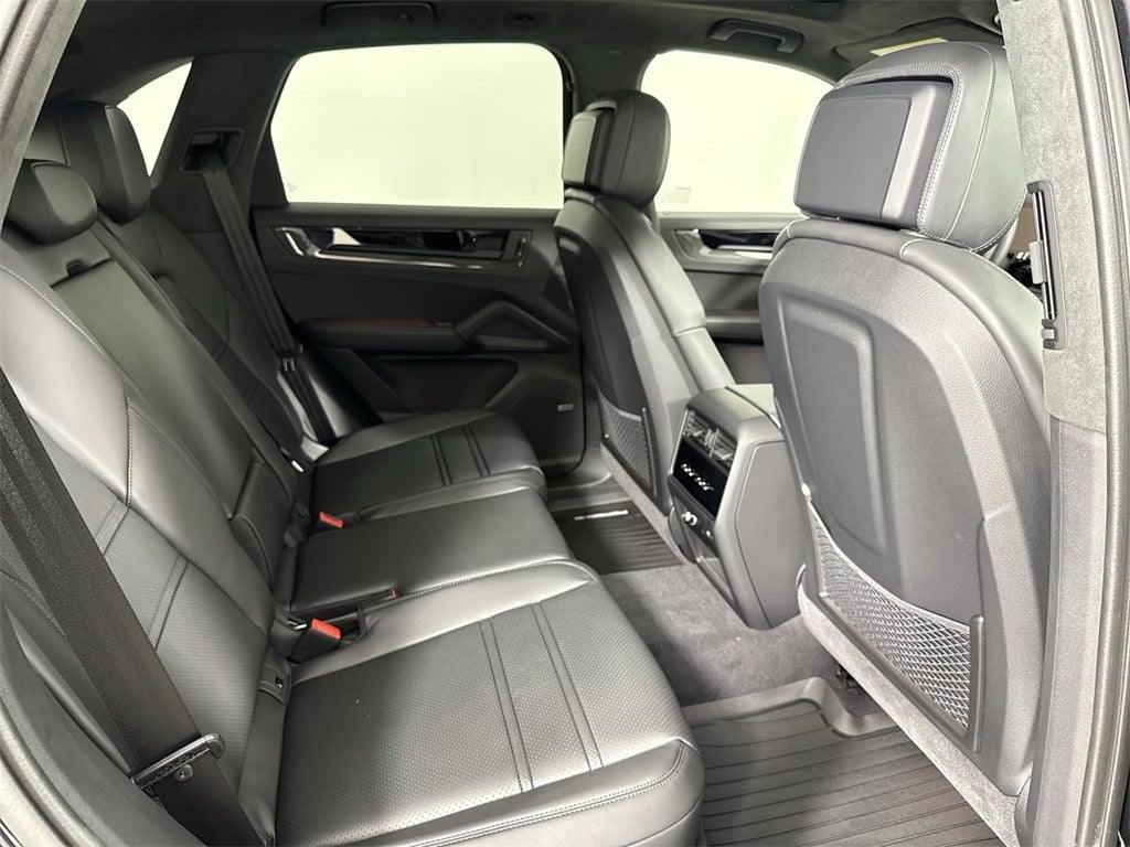 2026 Porsche Cayenne GTS