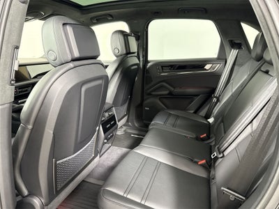 2026 Porsche Cayenne GTS