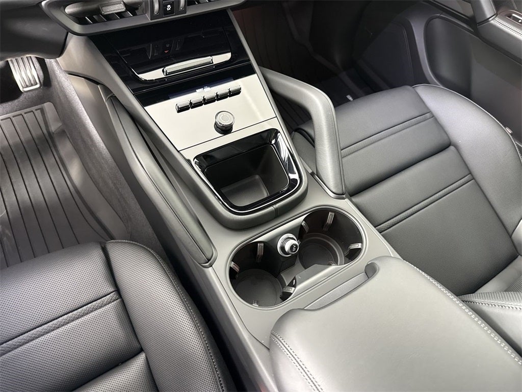 2026 Porsche Cayenne GTS