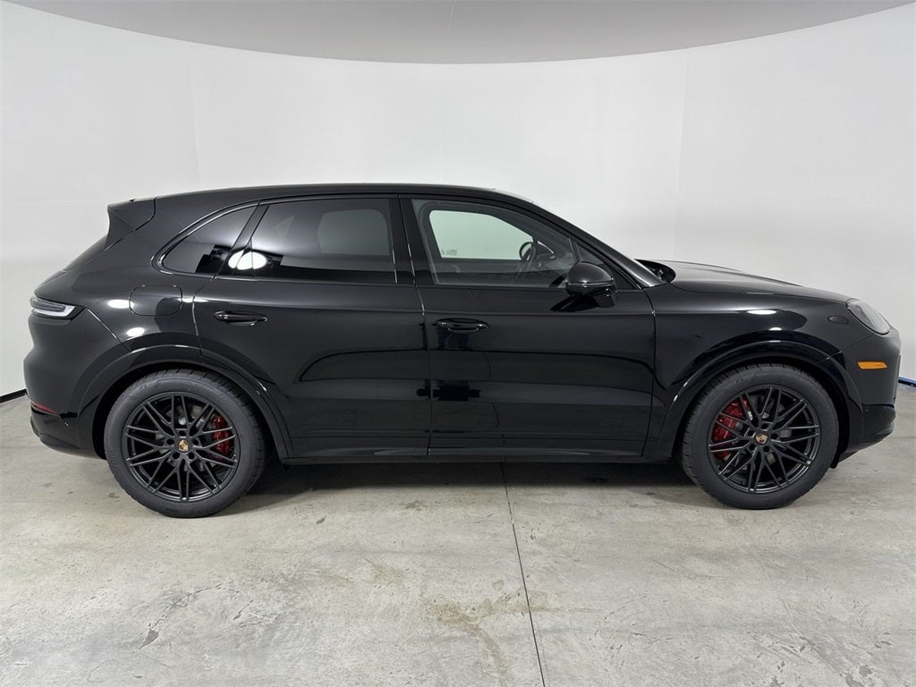 2026 Porsche Cayenne GTS