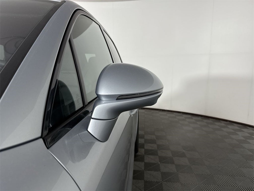 2025 Porsche Cayenne GTS