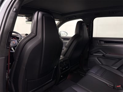 2025 Porsche Cayenne GTS