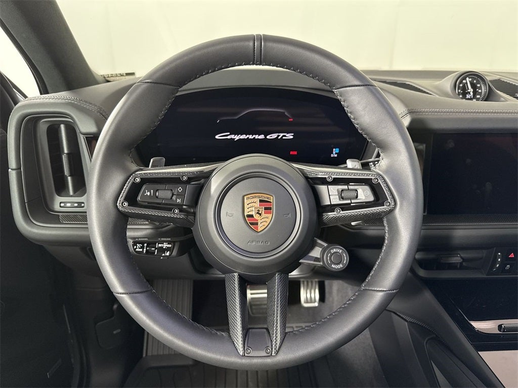 2025 Porsche Cayenne GTS