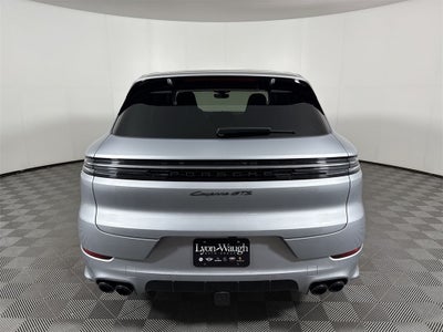2025 Porsche Cayenne GTS