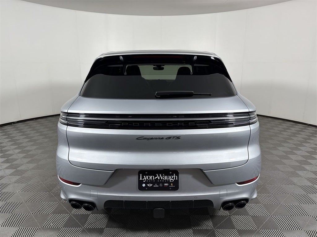 2025 Porsche Cayenne GTS