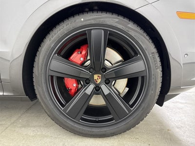 2026 Porsche Cayenne GTS