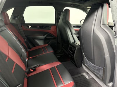 2026 Porsche Cayenne GTS
