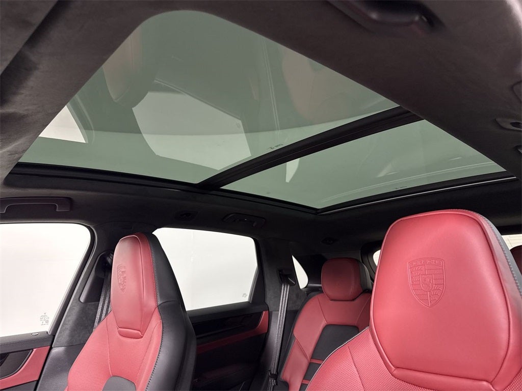 2026 Porsche Cayenne GTS