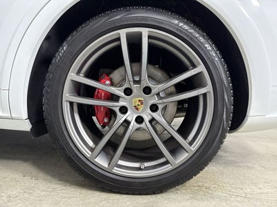 2021 Porsche Cayenne GTS