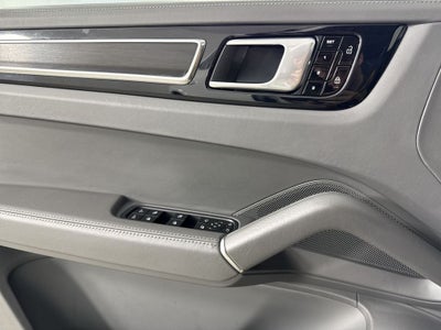 2021 Porsche Cayenne GTS