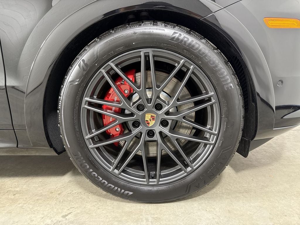 2026 Porsche Cayenne GTS