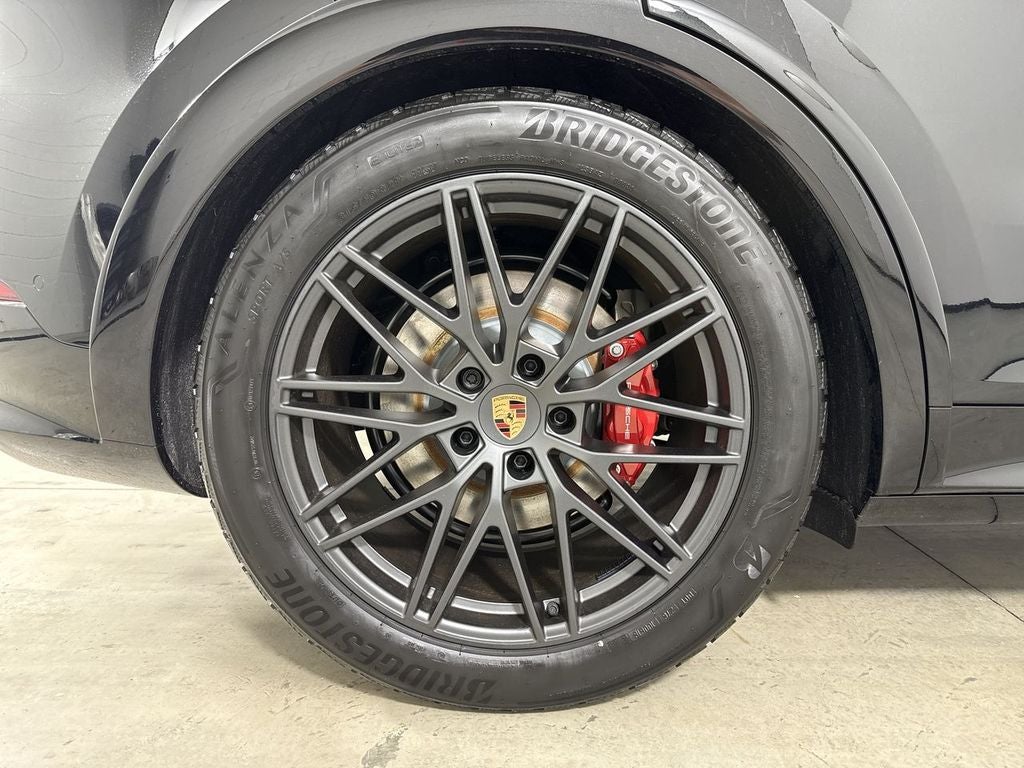 2026 Porsche Cayenne GTS