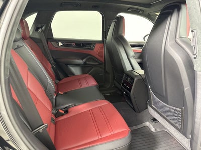 2026 Porsche Cayenne GTS