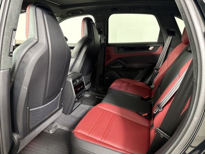 2026 Porsche Cayenne GTS