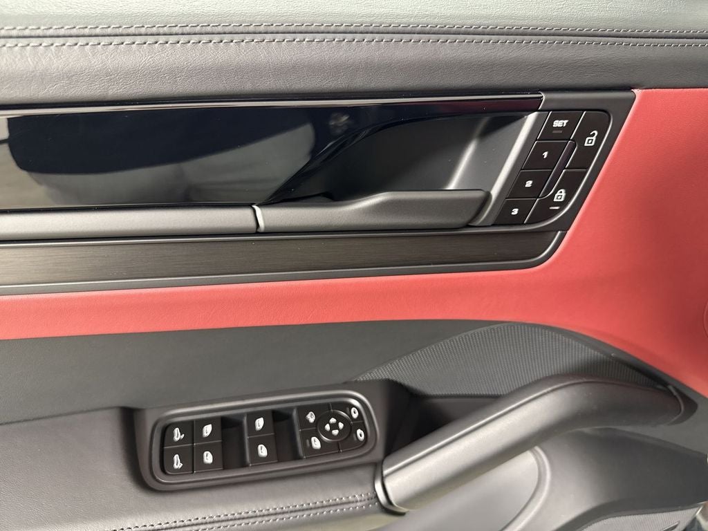 2026 Porsche Cayenne GTS