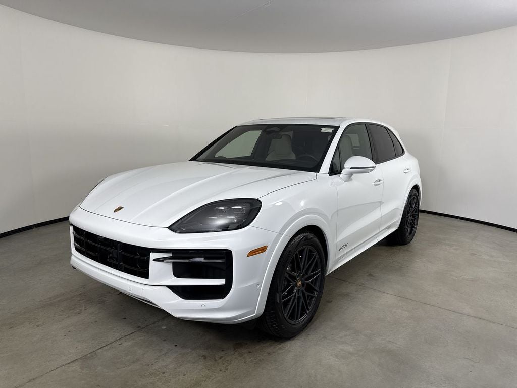 2026 Porsche Cayenne Cayenne GTS