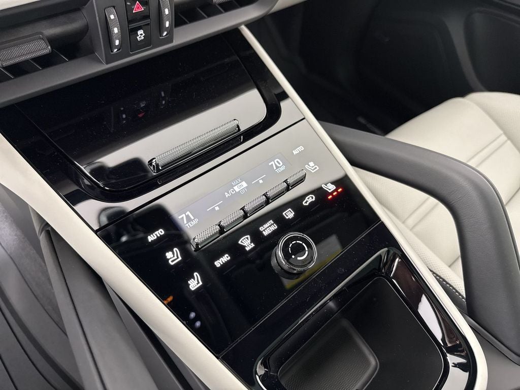 2026 Porsche Cayenne Cayenne GTS