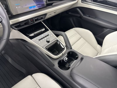 2026 Porsche Cayenne Cayenne GTS