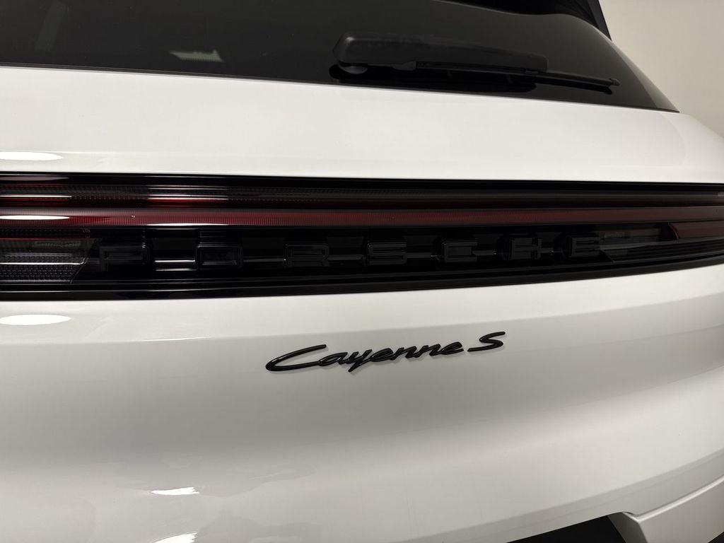 2025 Porsche Cayenne S