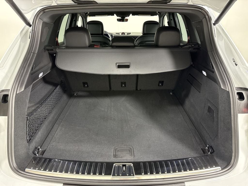 2025 Porsche Cayenne S
