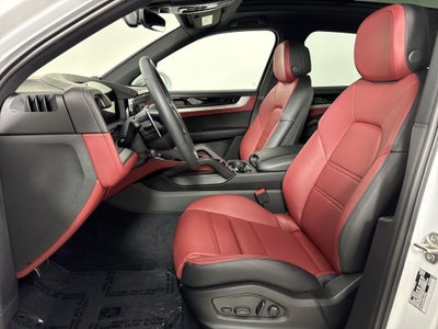 2025 Porsche Cayenne S