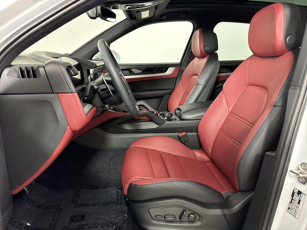 2025 Porsche Cayenne S