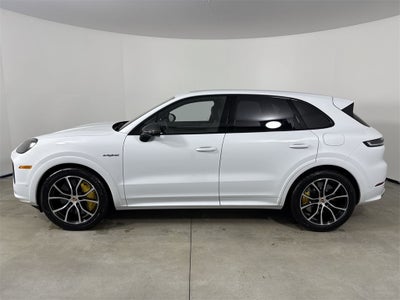 2025 Porsche Cayenne E-Hybrid Turbo E-Hybrid