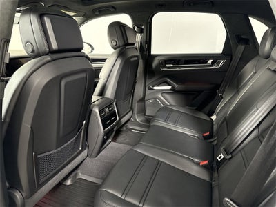 2025 Porsche Cayenne E-Hybrid Turbo E-Hybrid