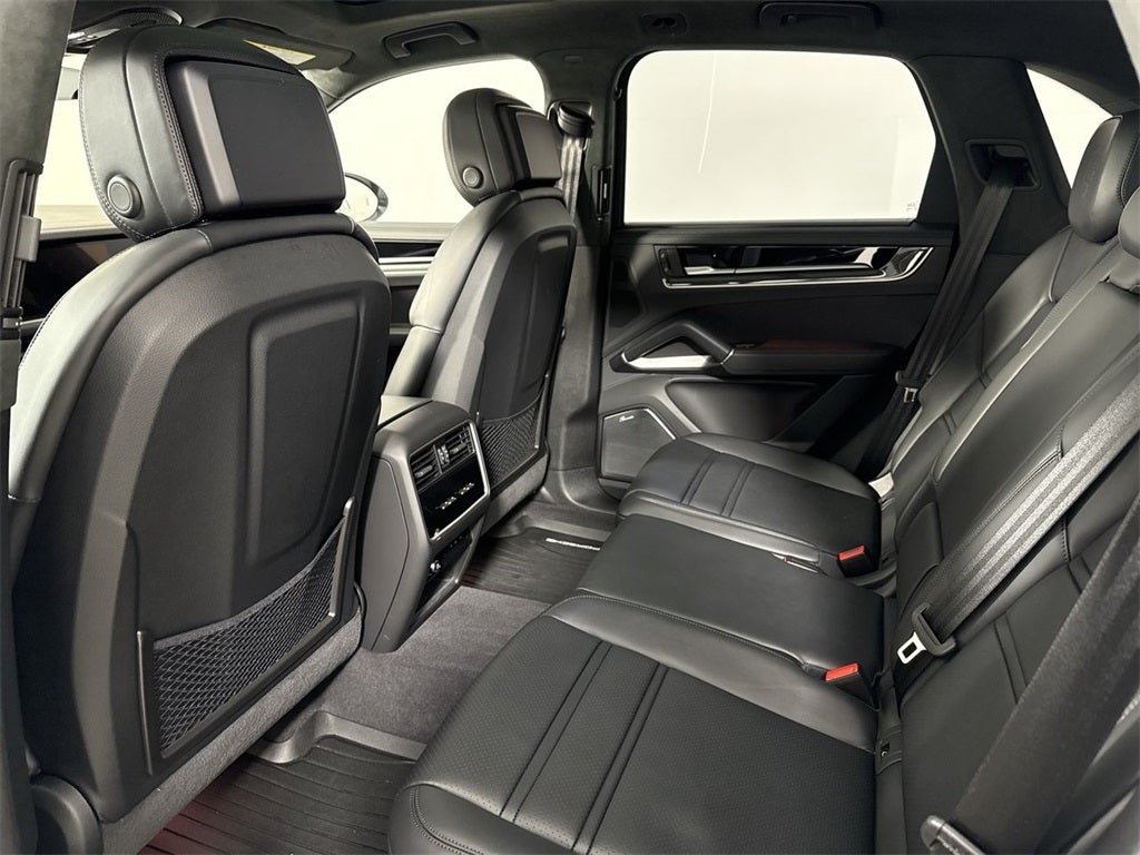 2025 Porsche Cayenne E-Hybrid Turbo E-Hybrid