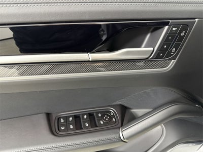 2025 Porsche Cayenne E-Hybrid Turbo E-Hybrid