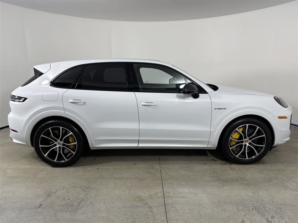 2025 Porsche Cayenne E-Hybrid Turbo E-Hybrid