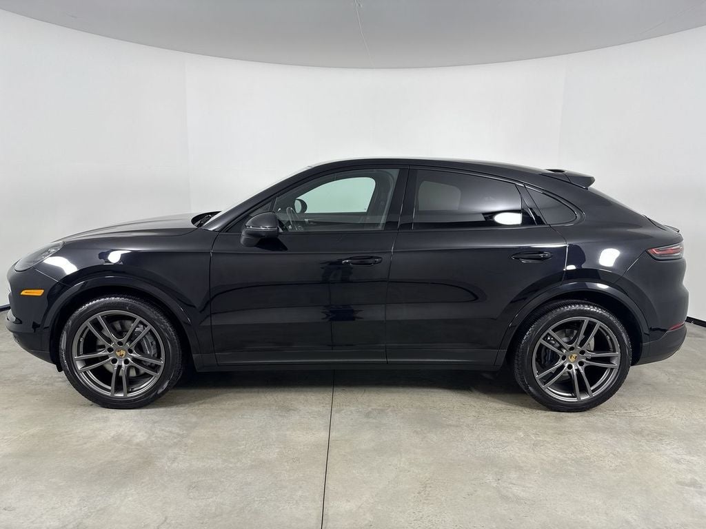 2022 Porsche Cayenne Coupe Base