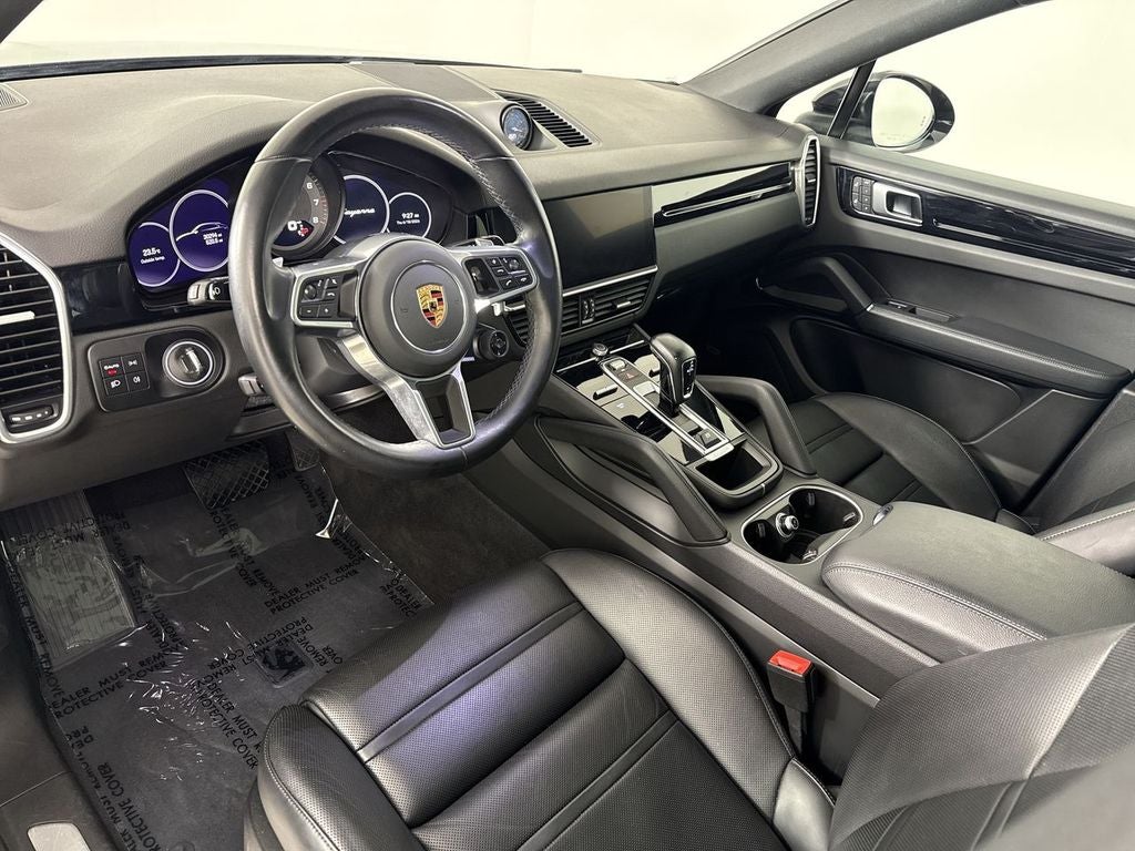 2022 Porsche Cayenne Coupe Base