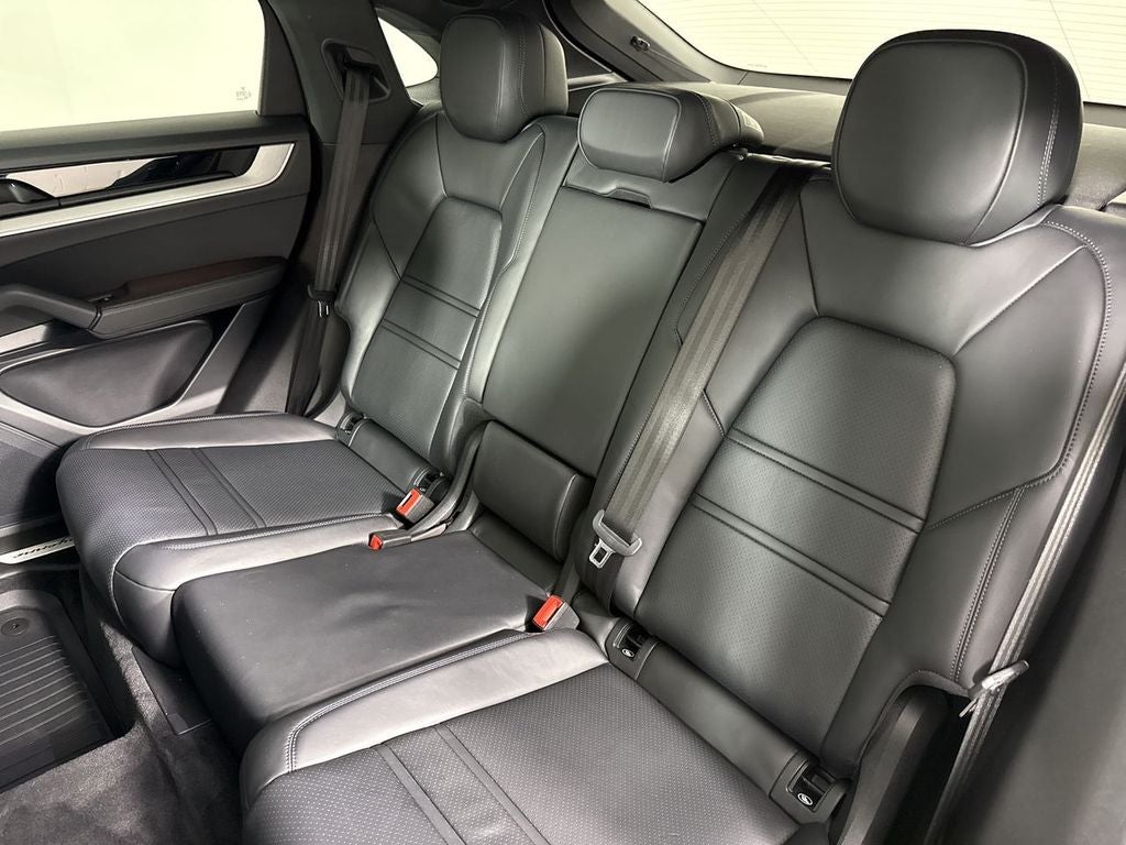 2024 Porsche Cayenne Coupe Coupe AWD