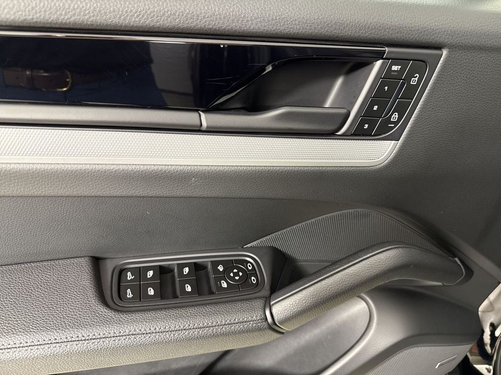 2024 Porsche Cayenne Coupe Coupe AWD