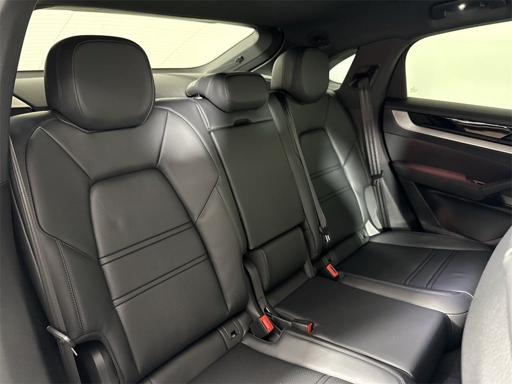 2025 Porsche Cayenne Coupe Coupe AWD