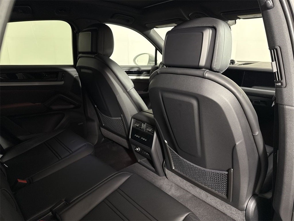 2025 Porsche Cayenne Coupe Coupe AWD