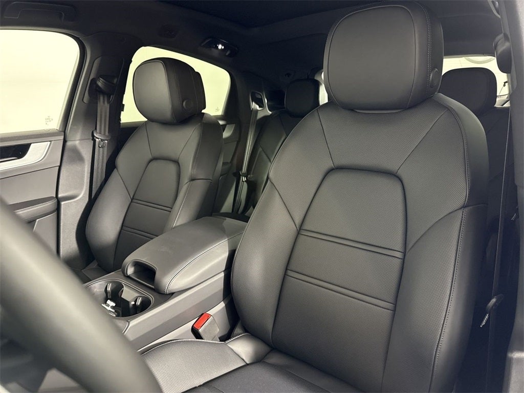 2025 Porsche Cayenne Coupe Coupe AWD