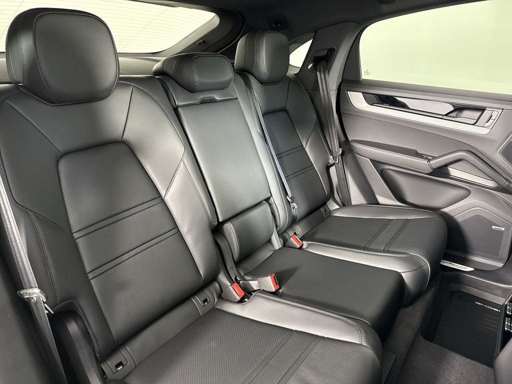 2026 Porsche Cayenne Coupe Coupe AWD