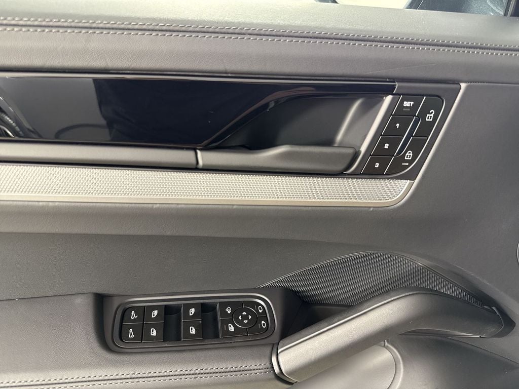 2026 Porsche Cayenne Coupe Coupe AWD