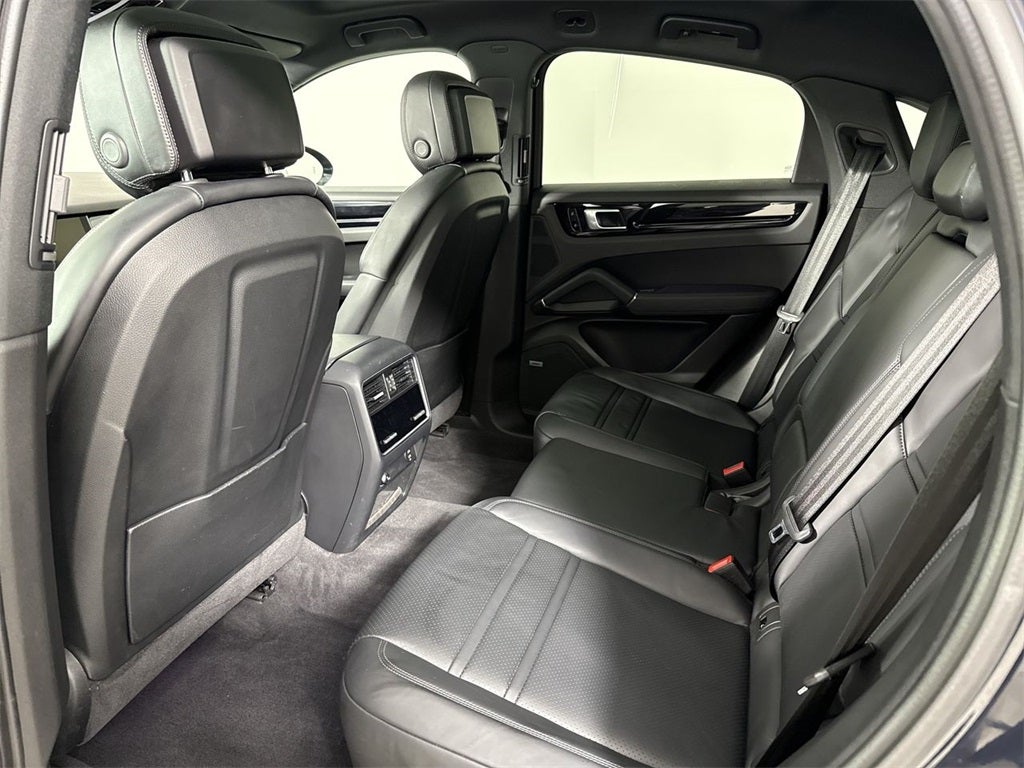 2021 Porsche Cayenne Coupe Coupe AWD