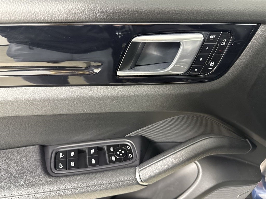 2021 Porsche Cayenne Coupe Coupe AWD