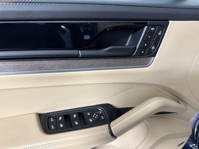 2024 Porsche Cayenne Coupe Coupe AWD