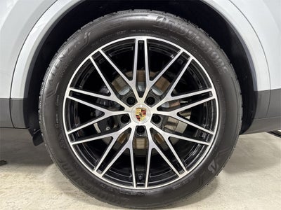 2025 Porsche Cayenne Coupe Coupe AWD