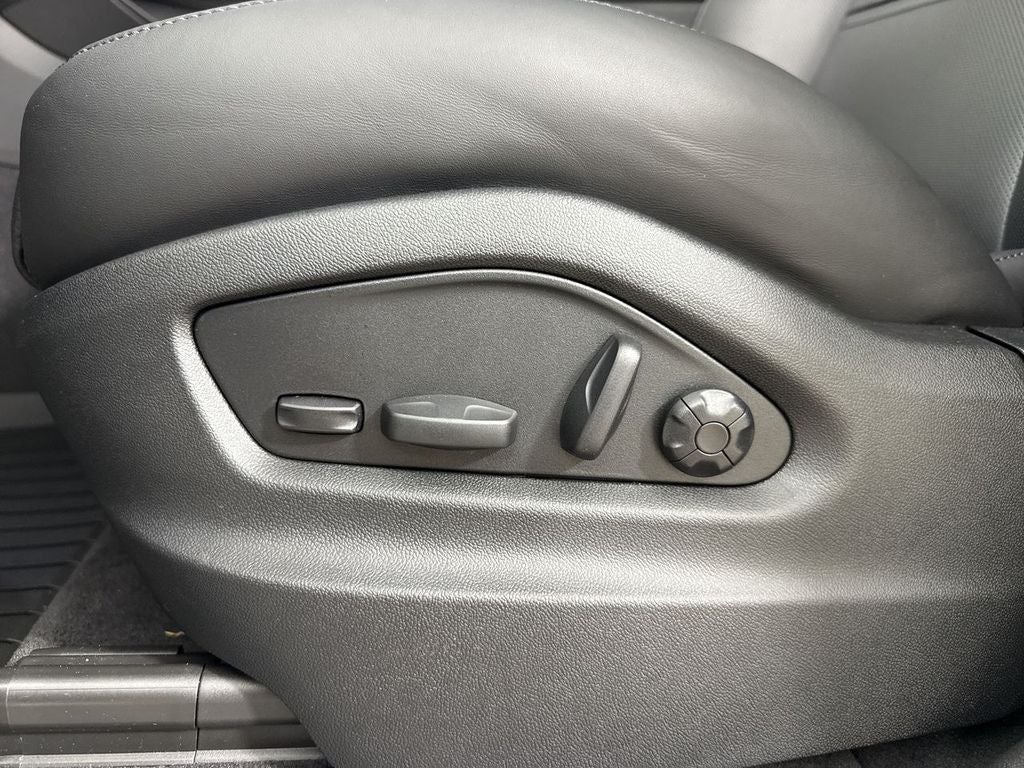 2026 Porsche Cayenne Coupe Coupe AWD
