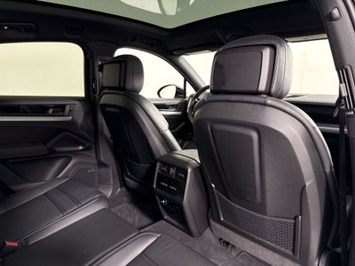 2024 Porsche Cayenne Coupe Coupe AWD