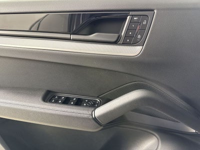 2024 Porsche Cayenne Coupe Coupe AWD