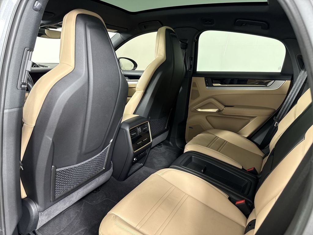2024 Porsche Cayenne Coupe Coupe AWD